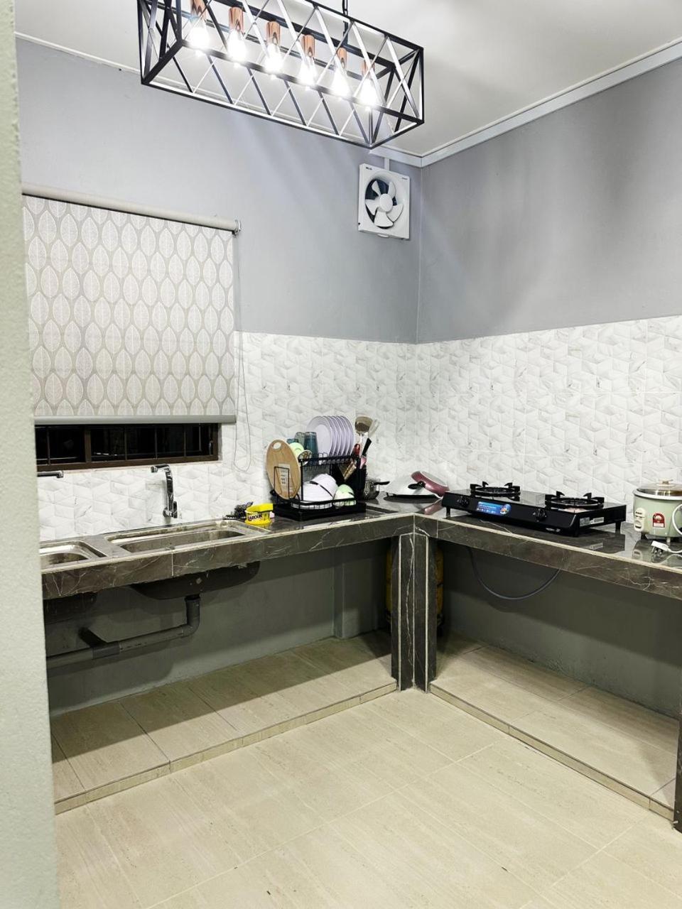 Mz Homestay Tuaran Eksteriør bilde